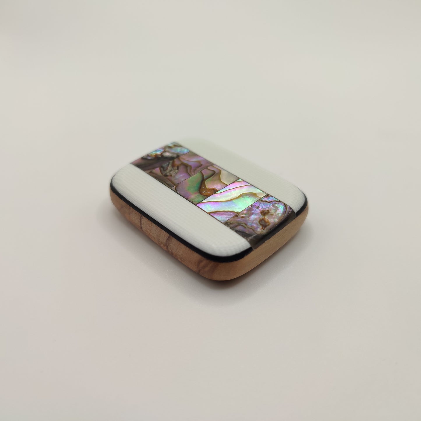 Worry Stone Abalone, G10, Polypropylen, Olivenholz