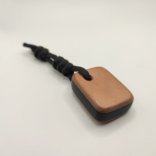Worry Stone Leder, G10